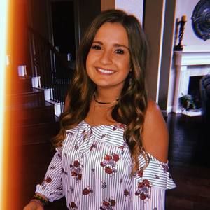 Meet your Posher, Lauren